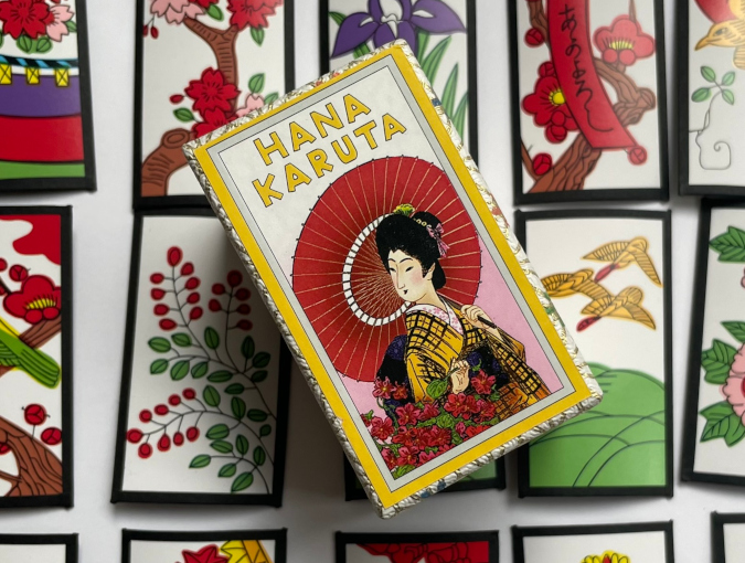 Japanese card game. Karuta. Photo.